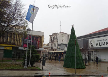 Предновогодишна атмосфера во Гевгелија