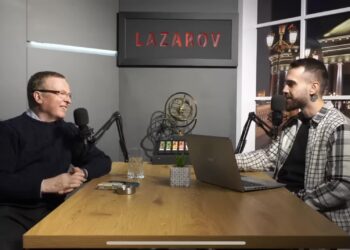 Латас остана без пасош, а заедно со Лазаров забранети им се и јавни настапи