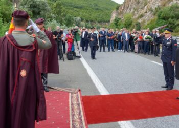Oдбележани 22 години од убиството на десет бранители кај Карпалак