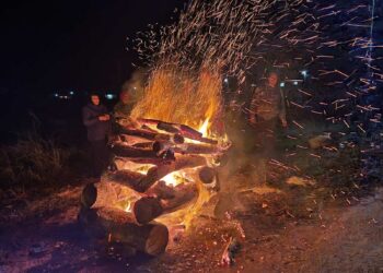 Запалени сурварските огнови во Гевгелија