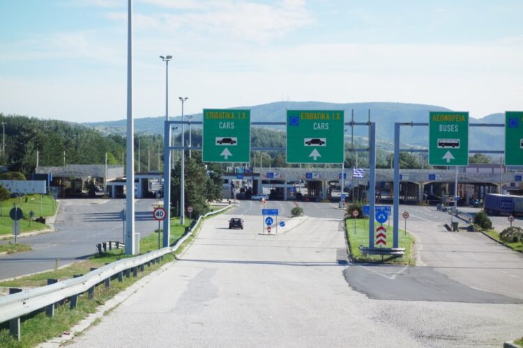 Одложете го патувањето во Грција – најавен дводневен штрајк на грчките царински служби