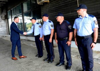Министероот Тошковски во посета на ОВР Гевгелија, РЦ „Југ“ и ГП „Богородица“