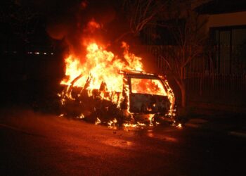 Запален автомобил во Валандово, сторителот приведен
