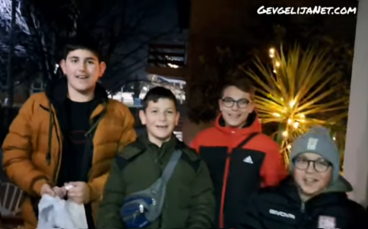 ВИДЕО: Коледе леде, ечи во Гевгелија