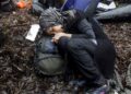 Криумчари на мигранти кај Богородица оставиле 4 мигрантки, едната во бесознание