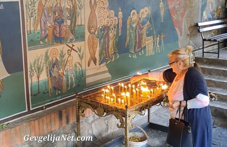 Духовденска задушница – спомен за починатите