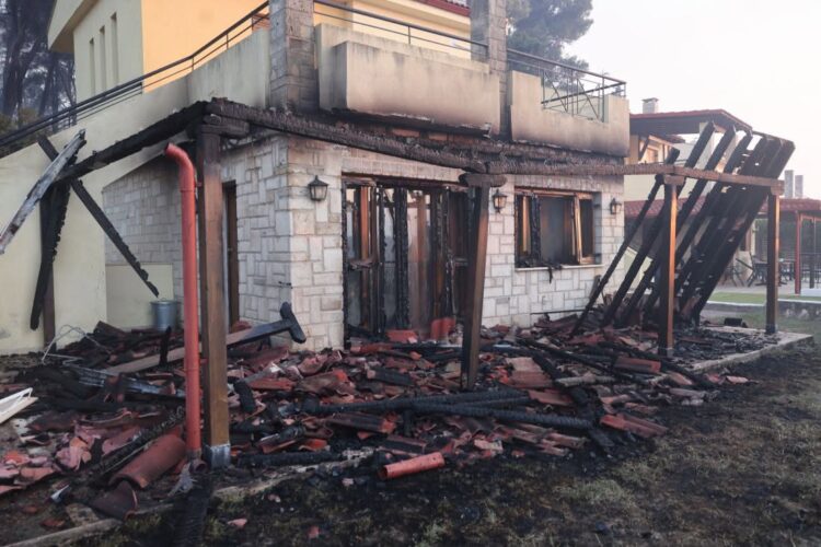 Пожарот на Халкидики изгоре 3.500 хa, најмногу во Сивири, Фурка и Касандра