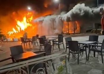 Видео: Пожарот во Шуто Оризари пеплоса над 20 дуќани
